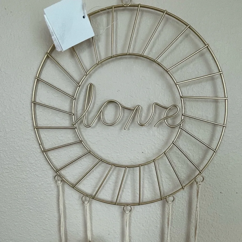 N/A love center